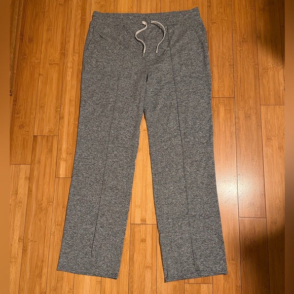 Vuori Halo Wide Leg Flare Pants / Jogger Hearhered Grey Size XXL - Picture 3 of 16